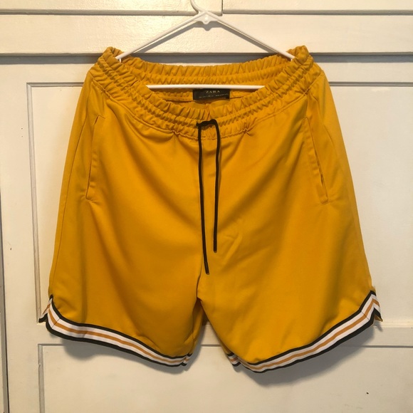 nike men's cargo utility shorts